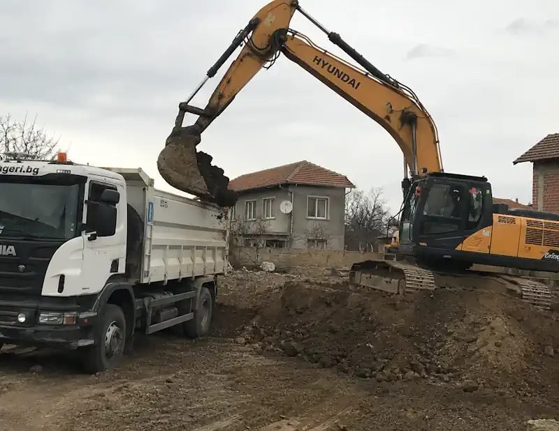 Услуги с багер и самосвал